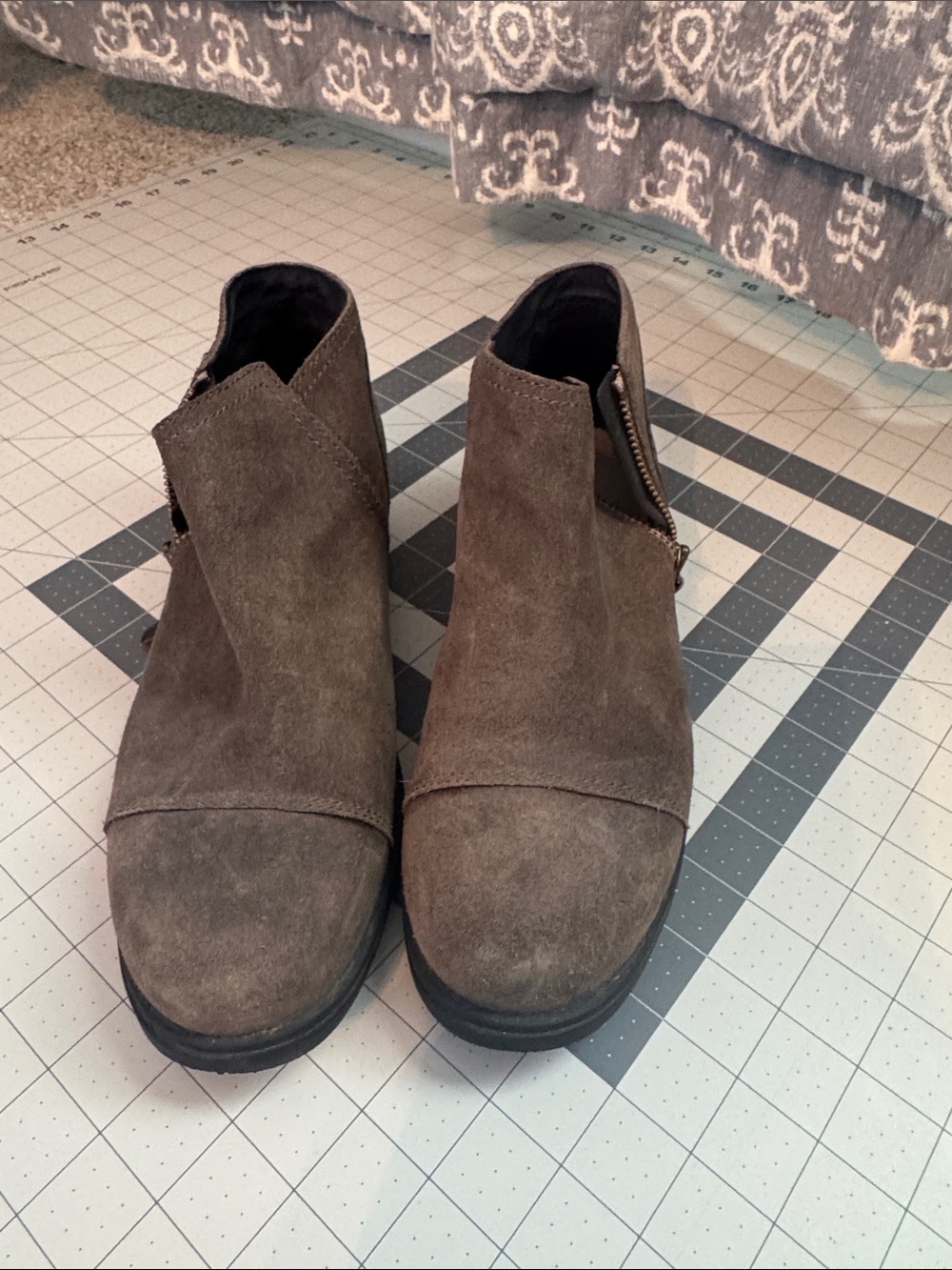 Sorel Women's Suede Ankle Booties - Dark Brown